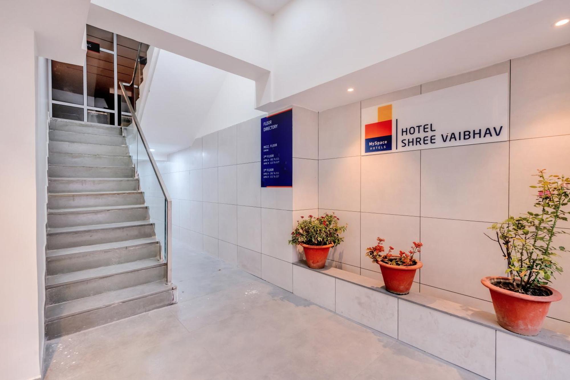 Myspace Hotel Shree Vaibhav Nagpur Exterior foto