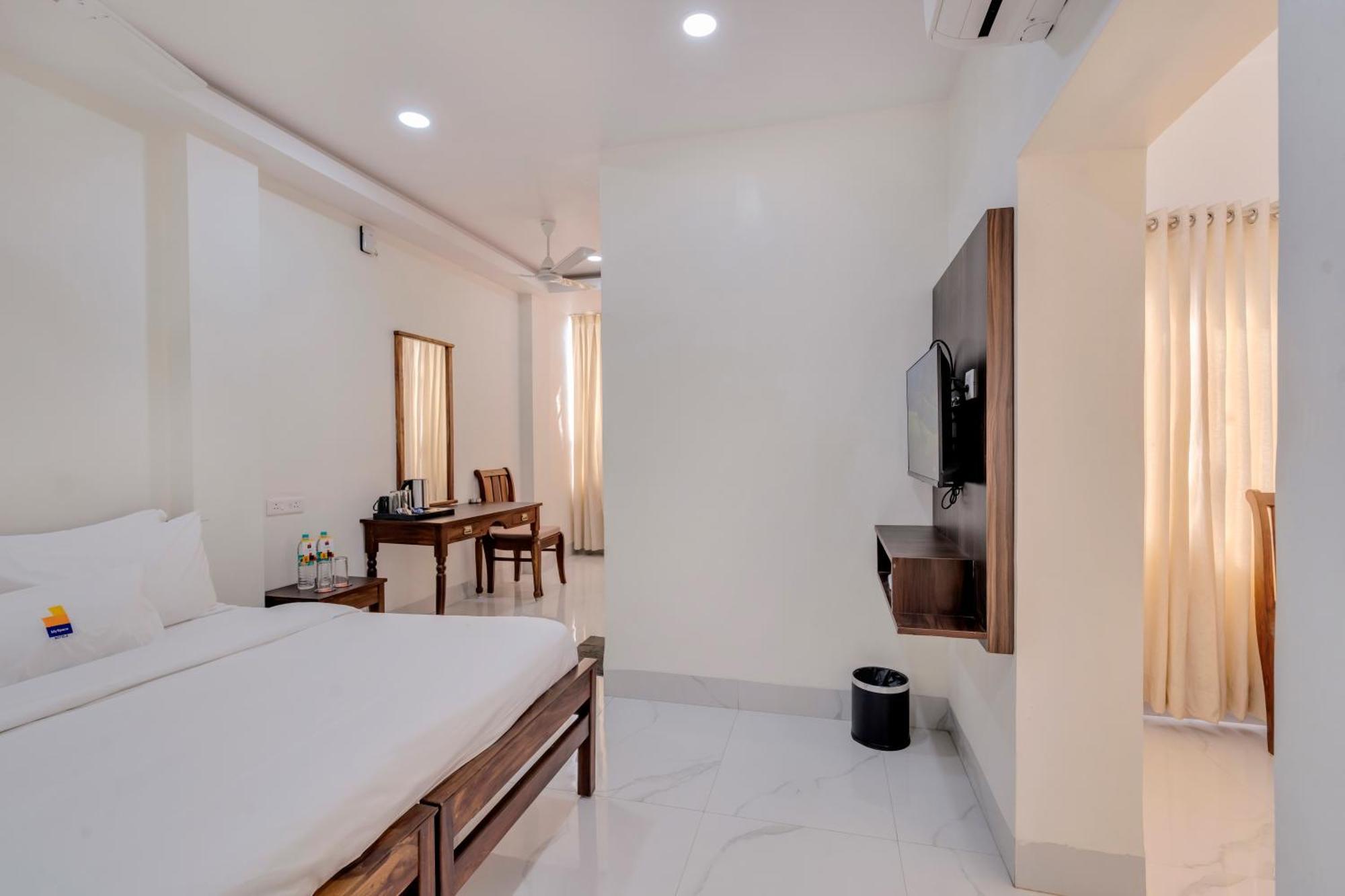 Myspace Hotel Shree Vaibhav Nagpur Exterior foto