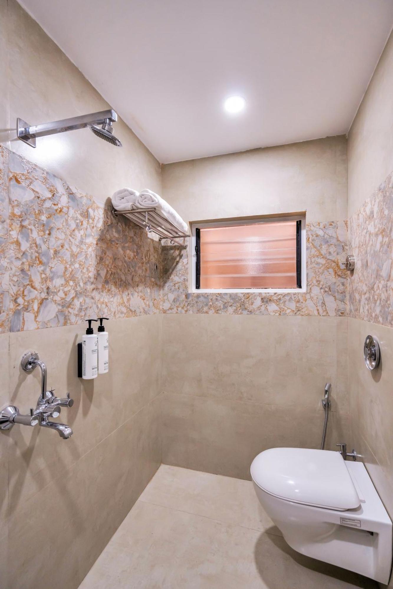 Myspace Hotel Shree Vaibhav Nagpur Exterior foto
